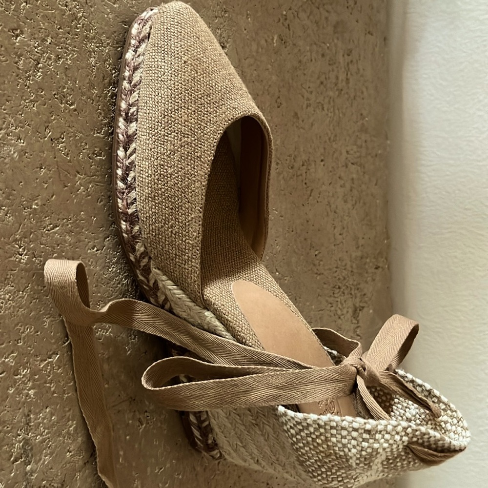 - Never worn Castaner Espadrille tie up wedges
